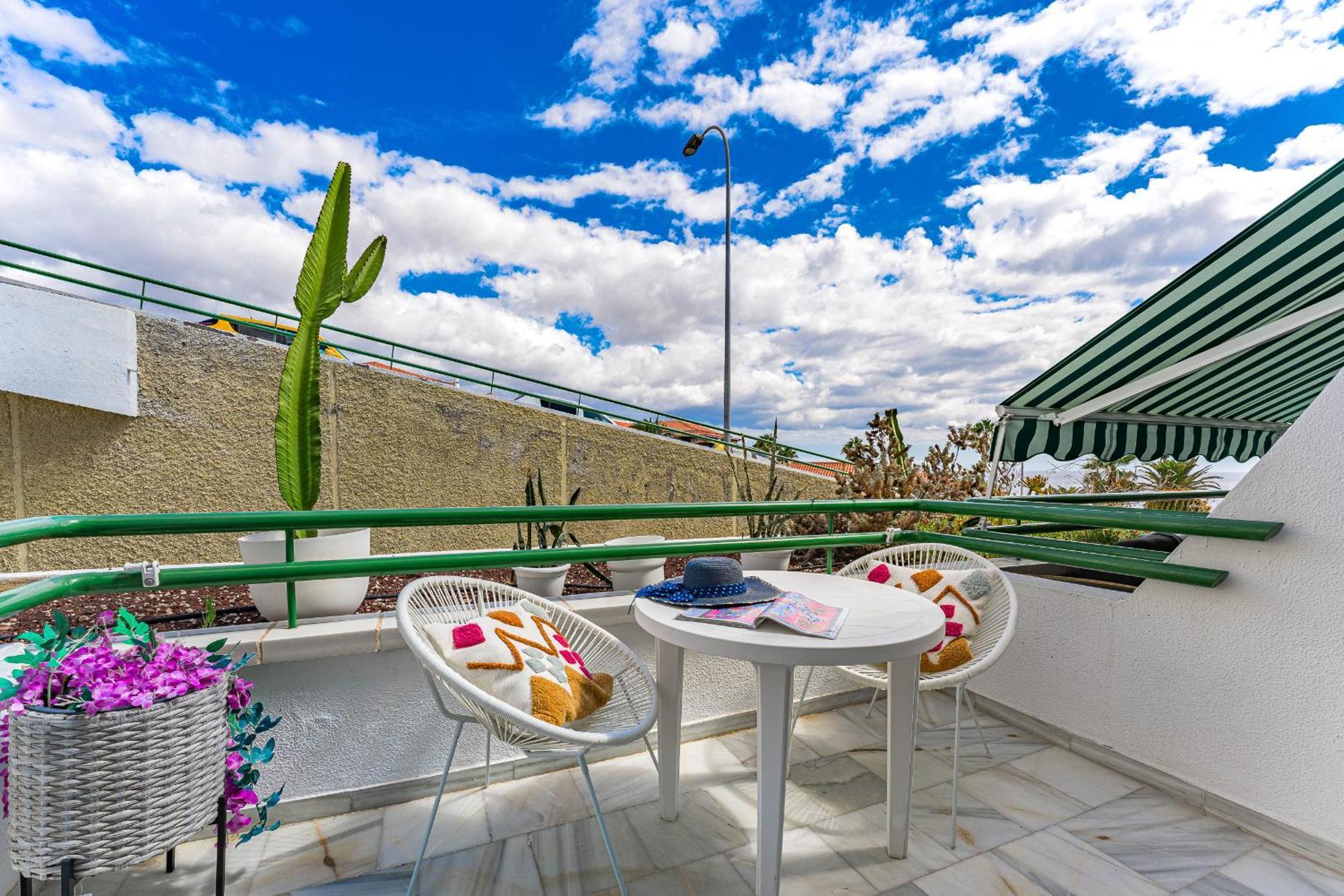 Graceful Brand New Studios In Altamira Costa Adeje  Exterior photo